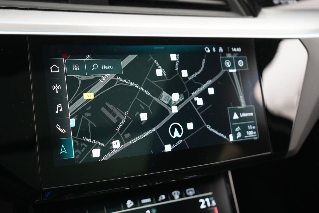 Audi e-tron 2023