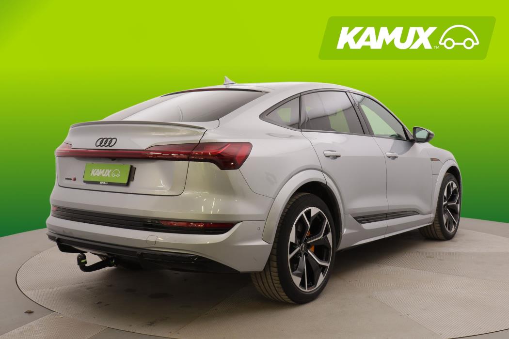 Audi e-tron 2023