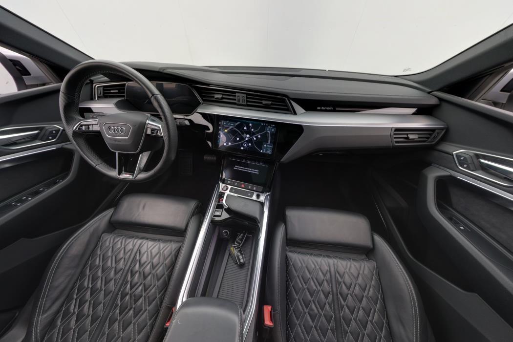 Audi e-tron 2023