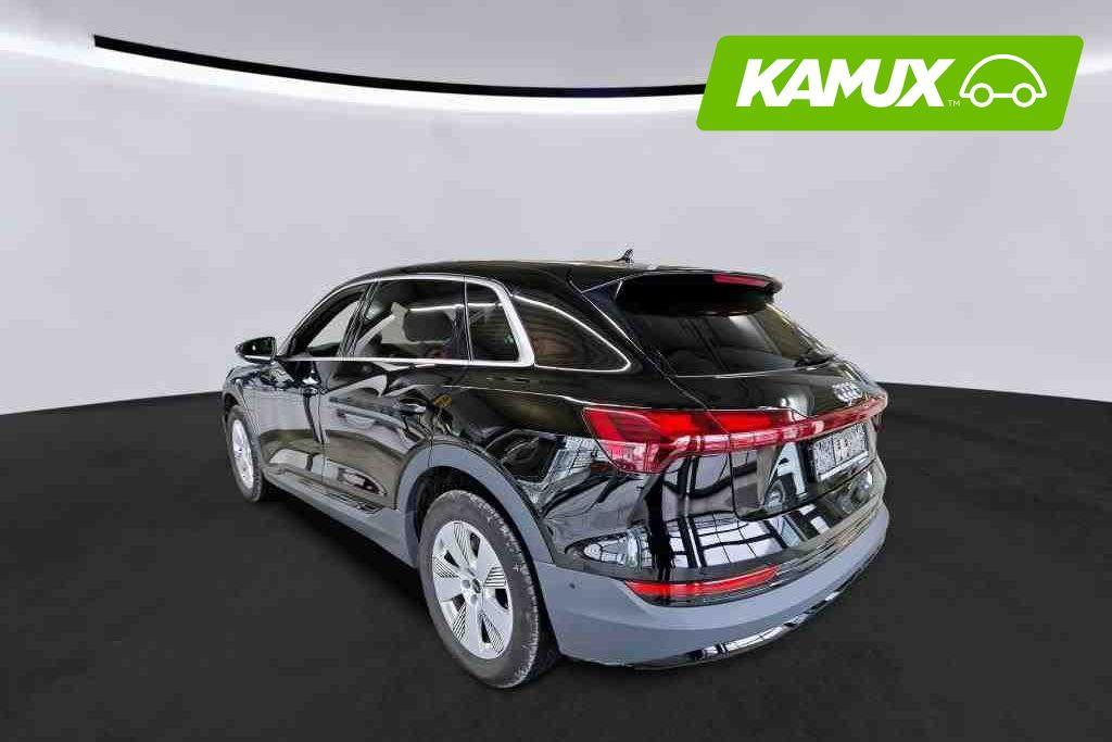 Audi e-tron 2023