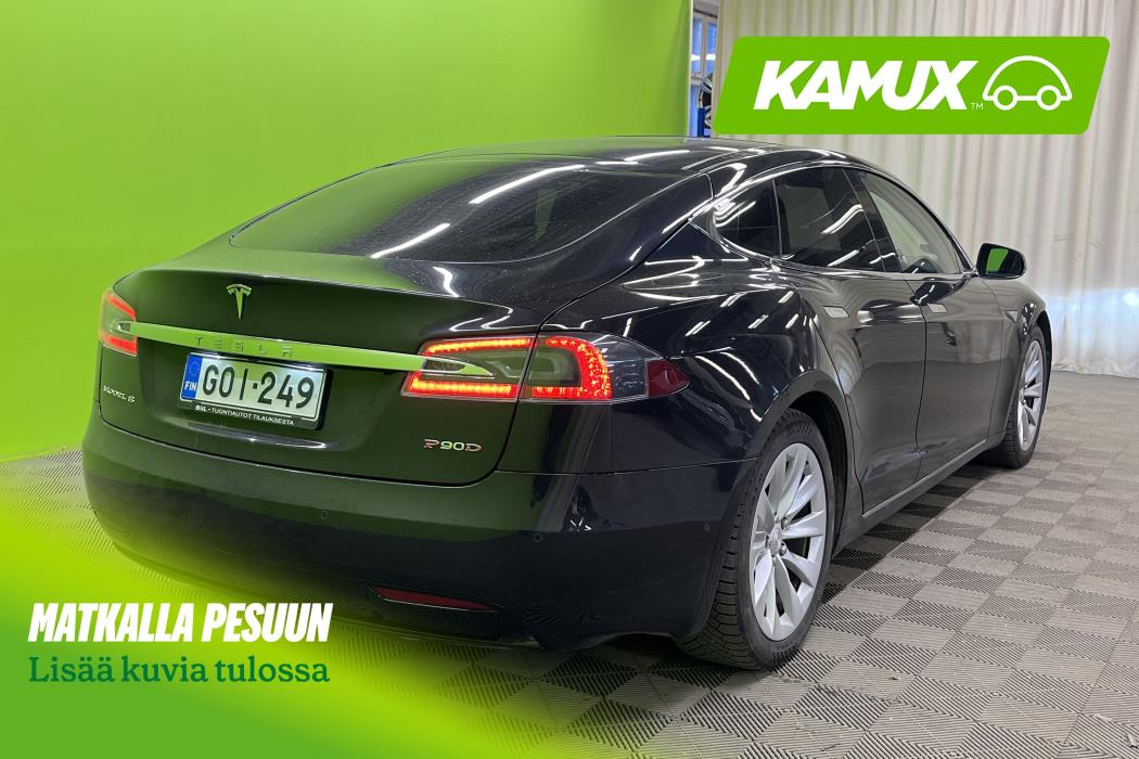 Tesla Model S 2016