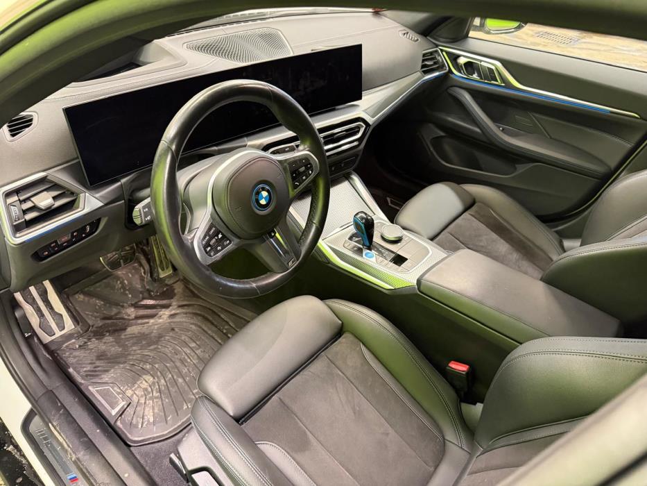 BMW i4 2023