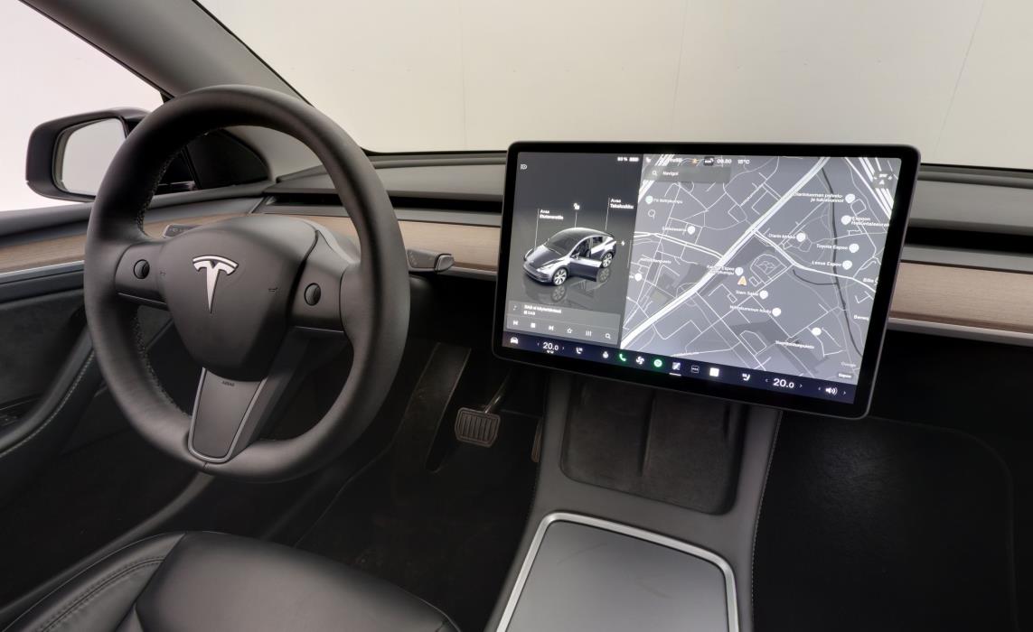 Tesla Model Y 2023
