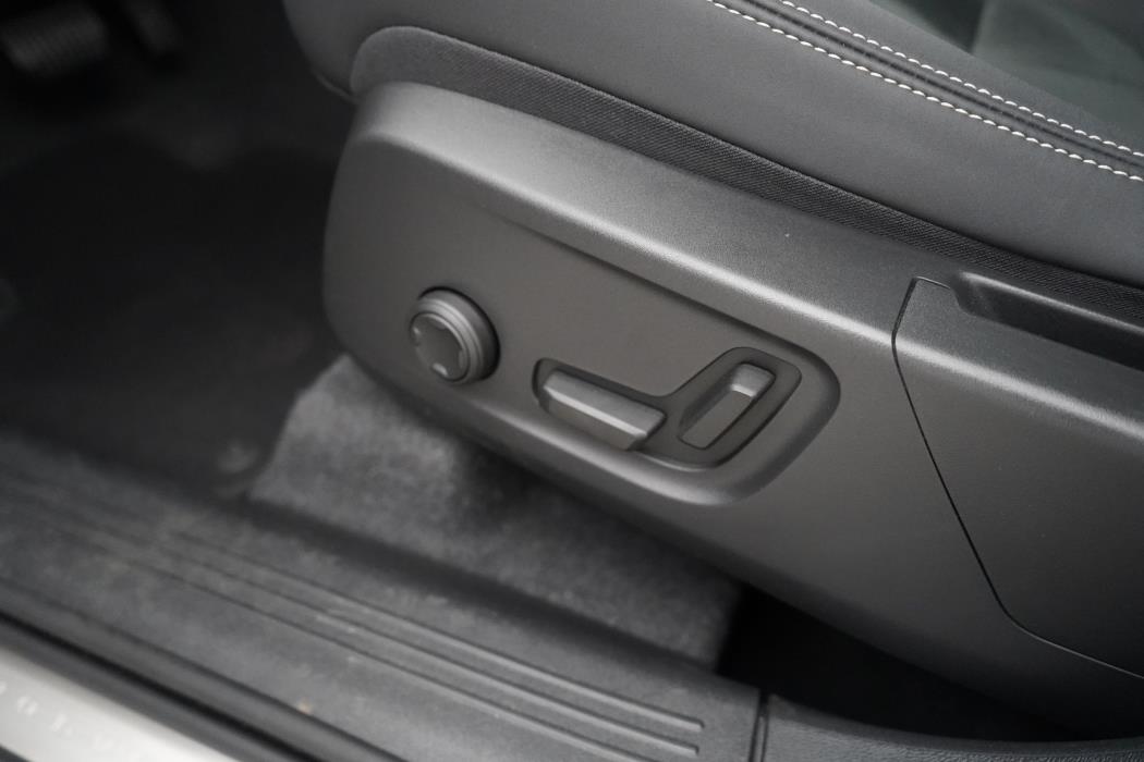Volvo XC40 2024