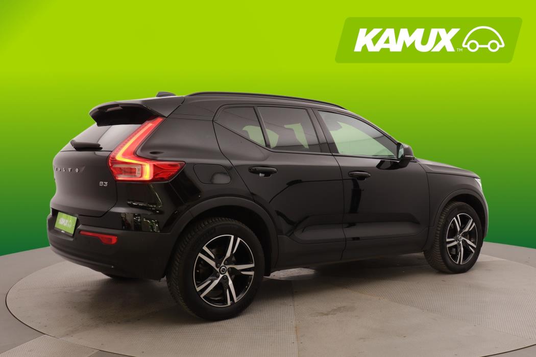 Volvo XC40 2024