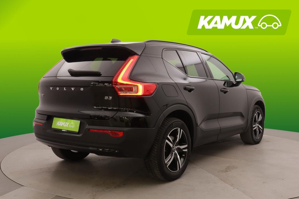 Volvo XC40 2024