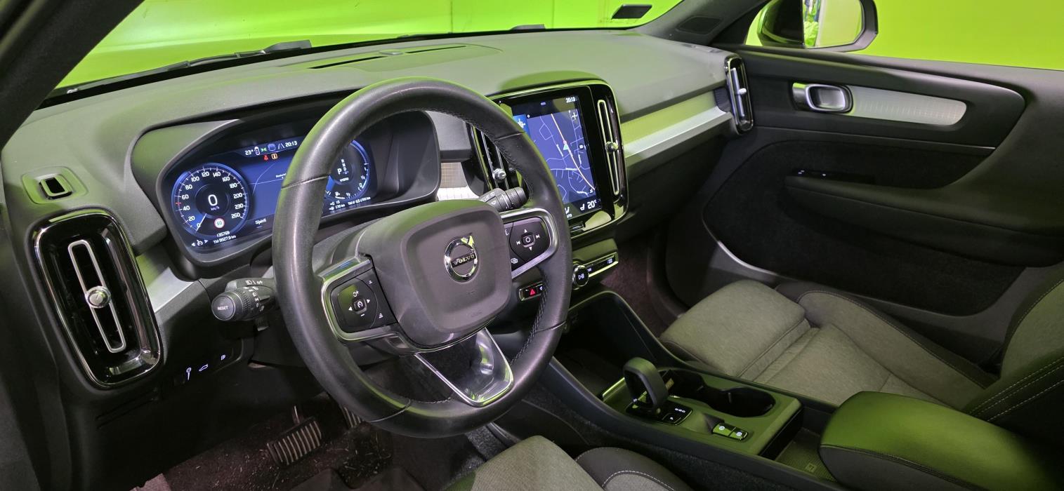 Volvo XC40 2023