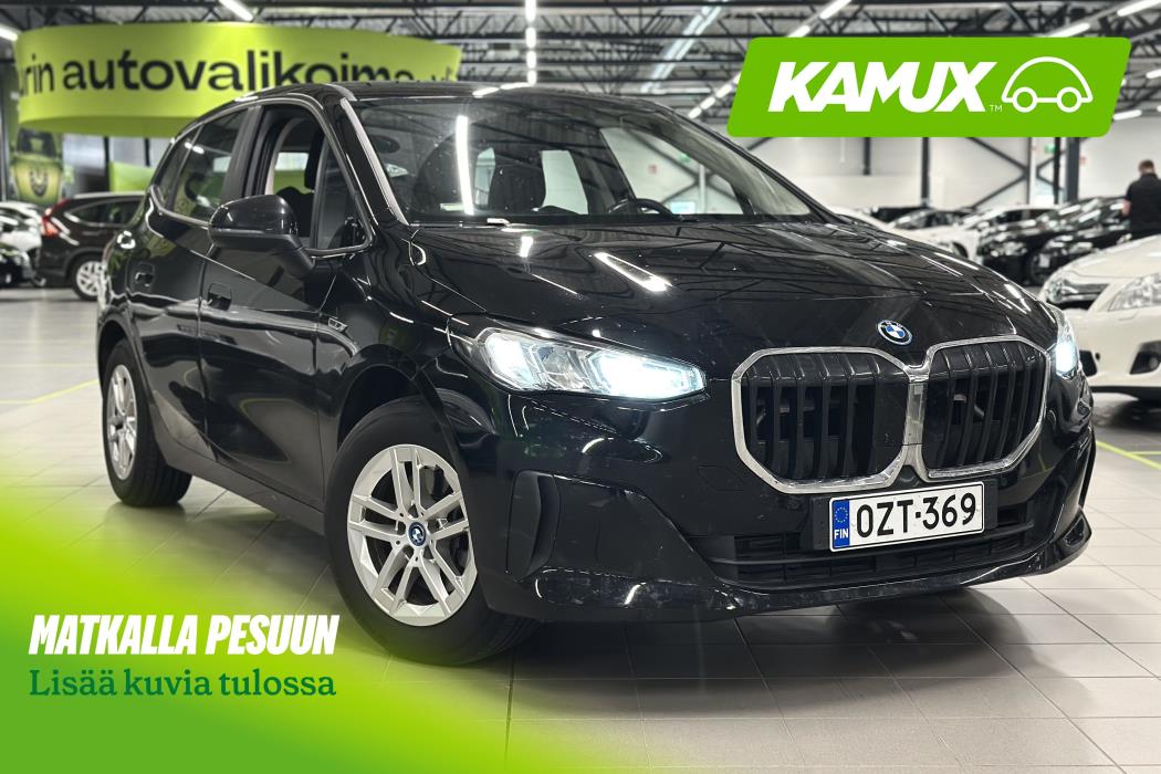 BMW 225 2023