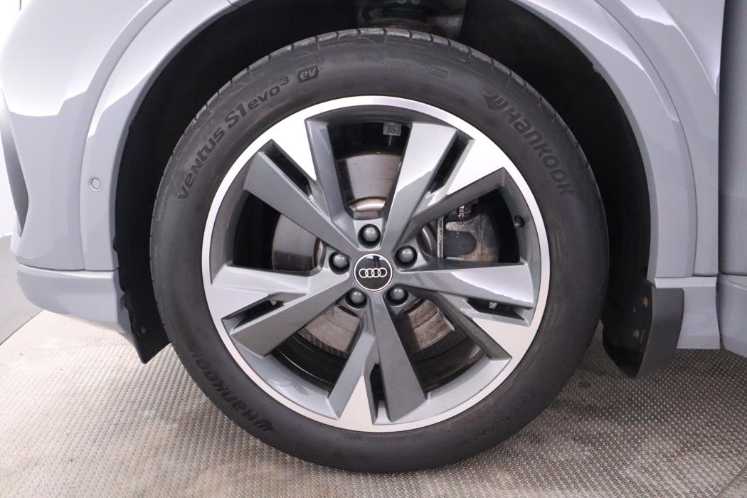 Audi Q4 e-tron 2023