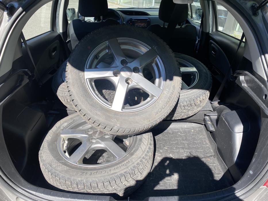 Toyota Yaris 2015
