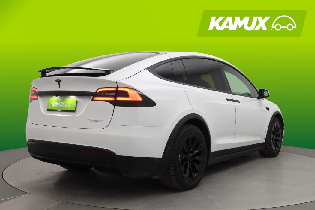 Tesla Model X 2020