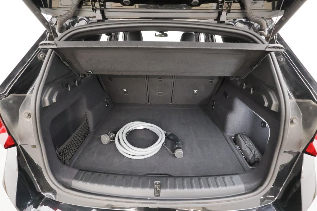 BMW iX1 2023