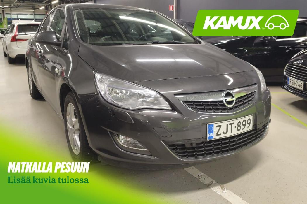 Opel Astra 2012
