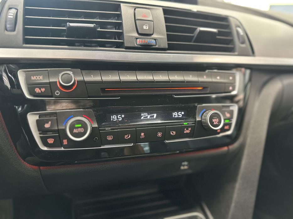 BMW 320 2019