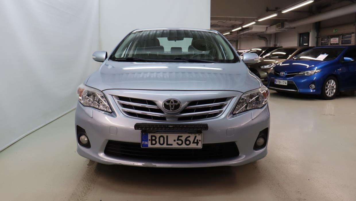 TOYOTA Corolla 2010