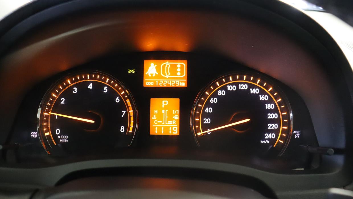 TOYOTA Avensis 2011