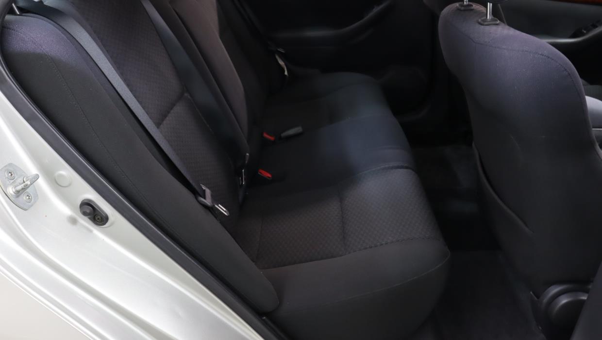 TOYOTA Avensis 2003