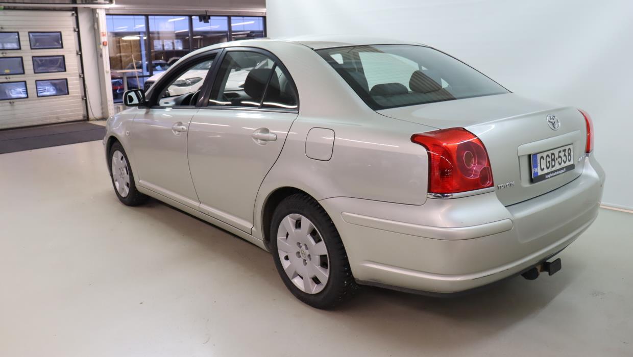 TOYOTA Avensis 2003