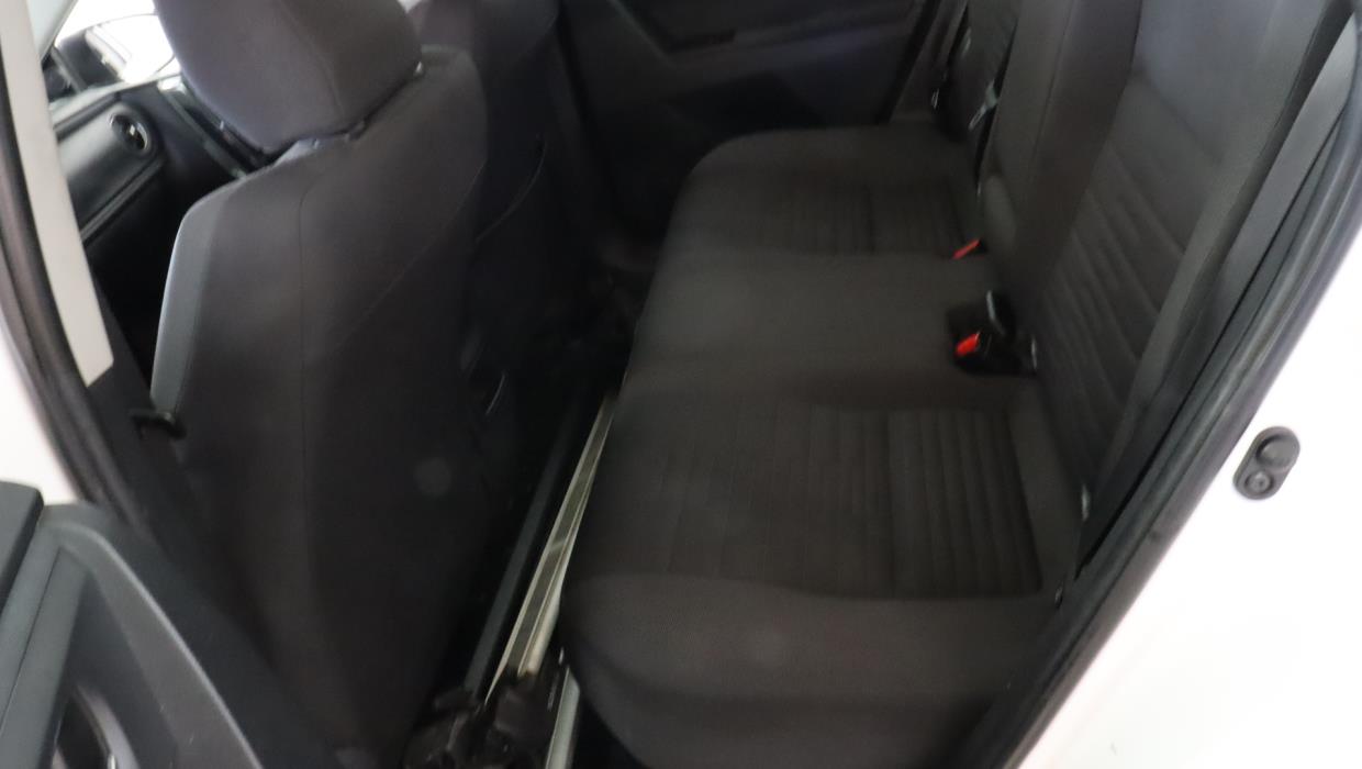 TOYOTA Auris 2016