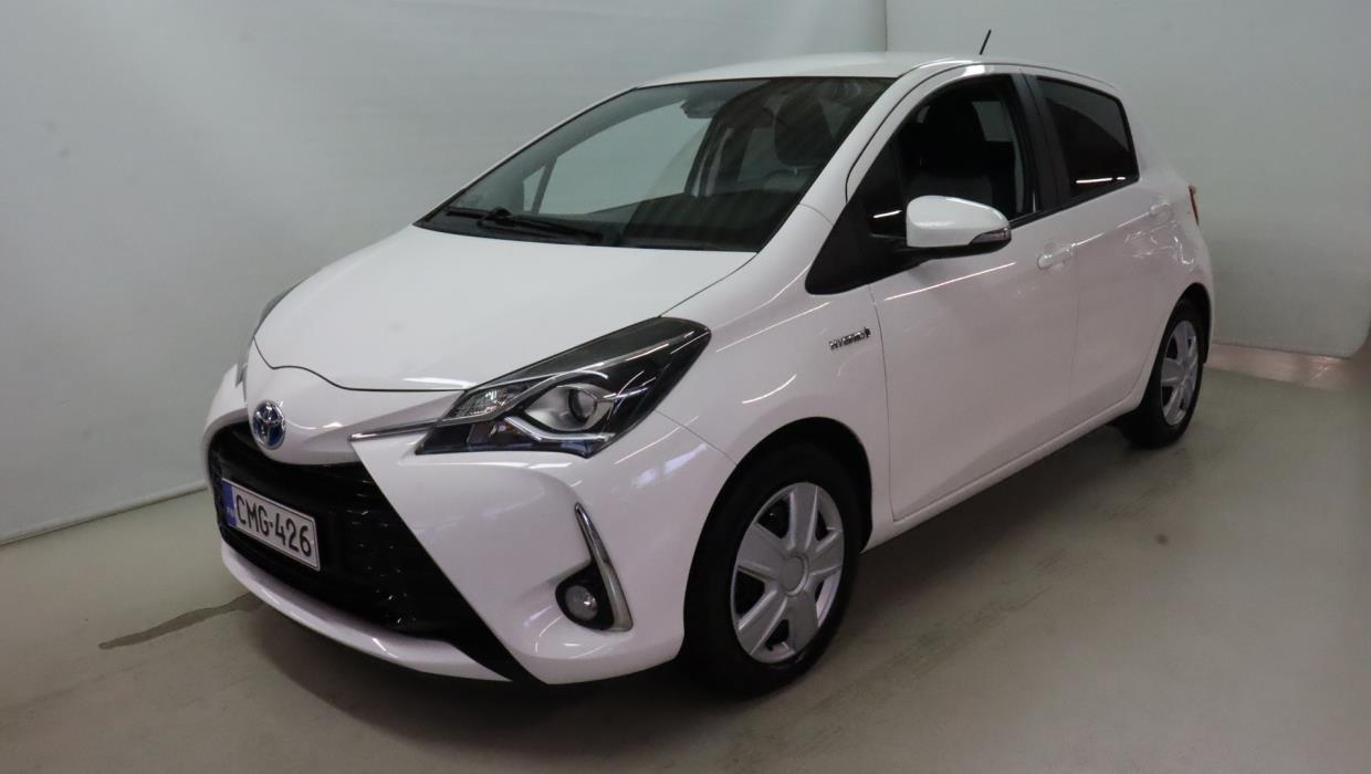 TOYOTA Yaris 2019