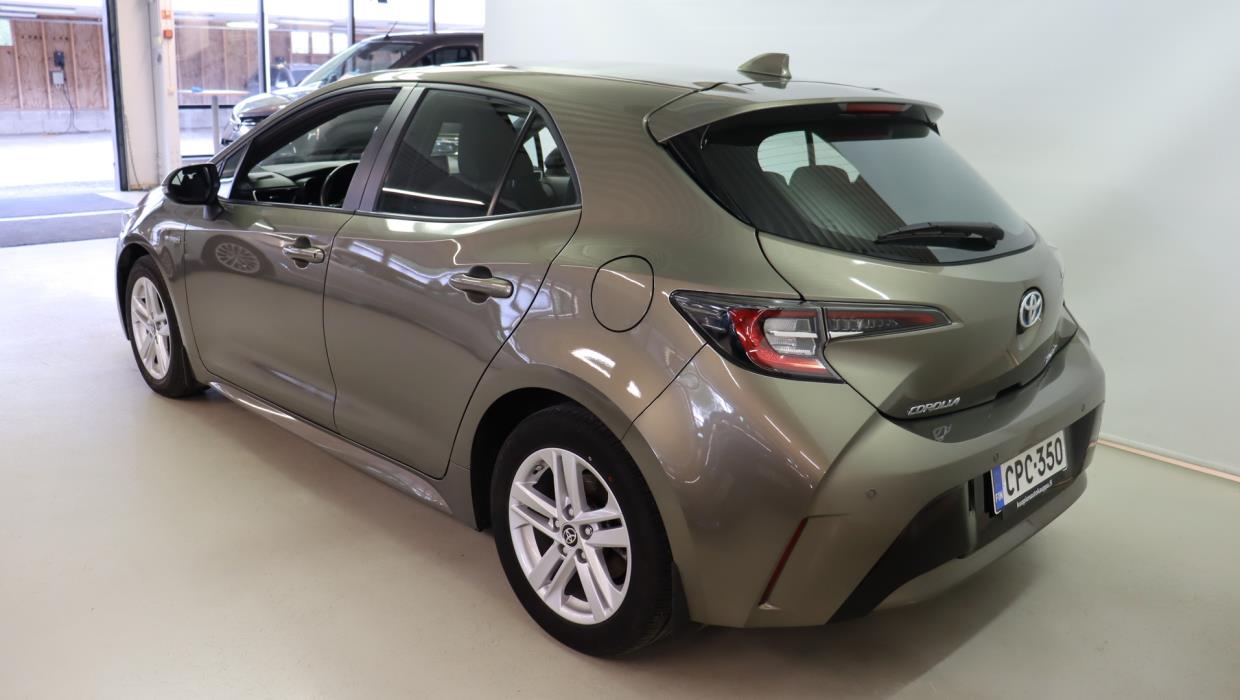 TOYOTA Corolla 2021