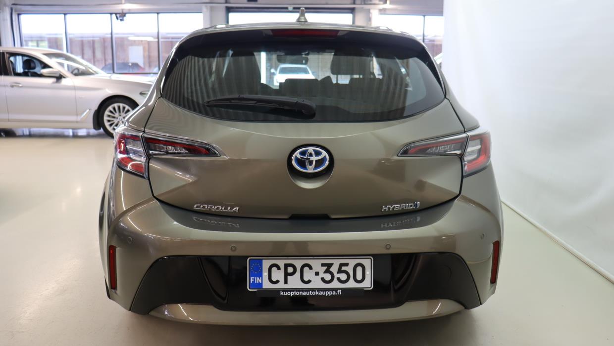 TOYOTA Corolla 2021
