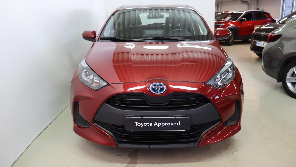 TOYOTA Yaris 2021