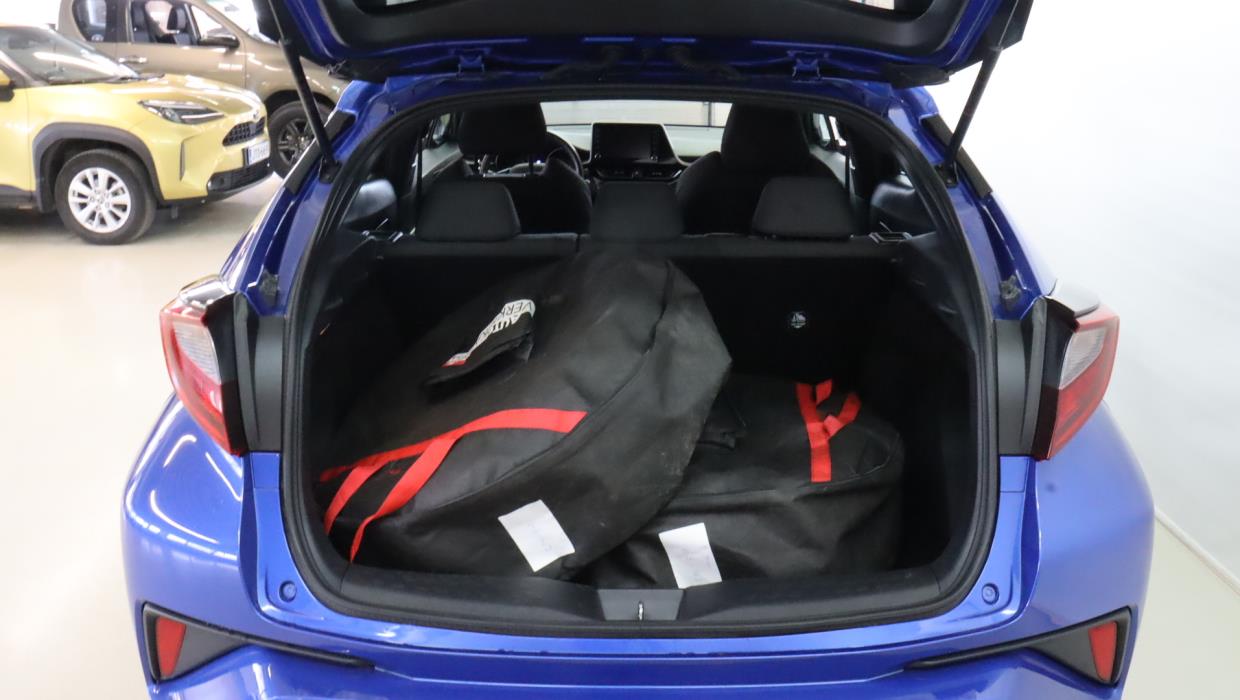 TOYOTA C-HR 2021