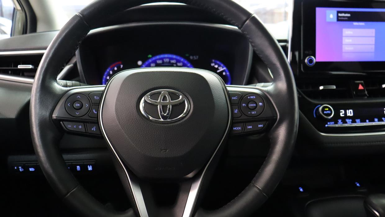 TOYOTA Corolla 2023