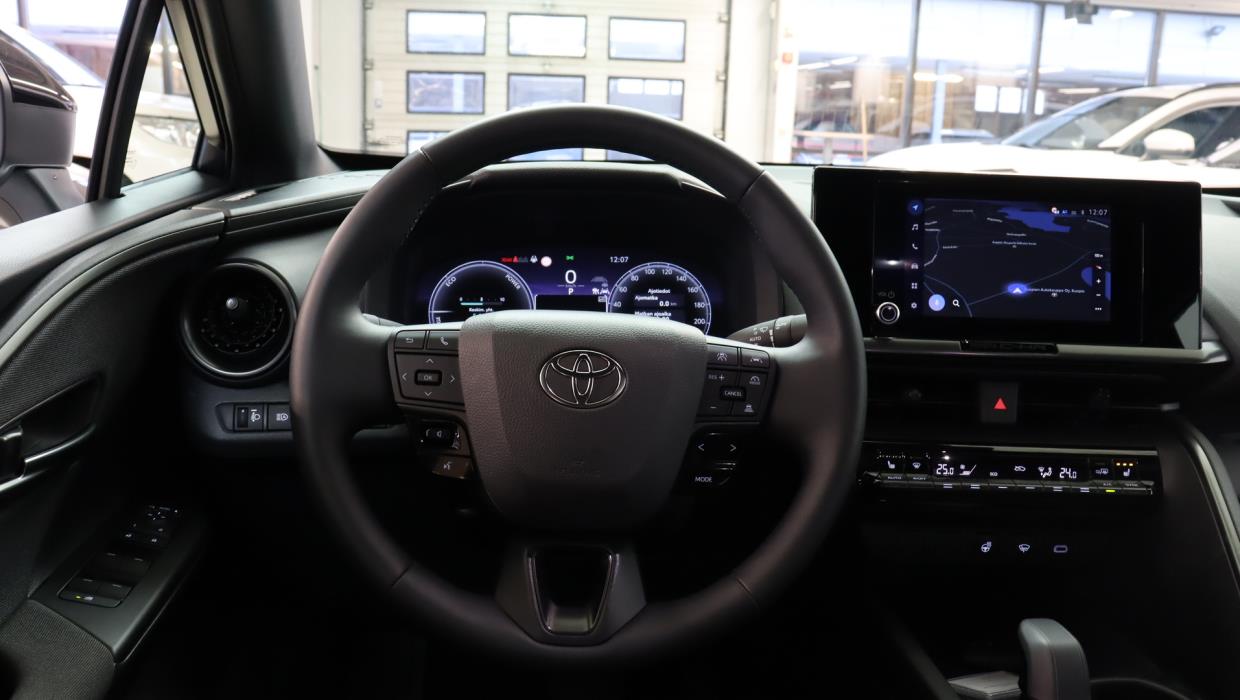 TOYOTA C-HR 2025
