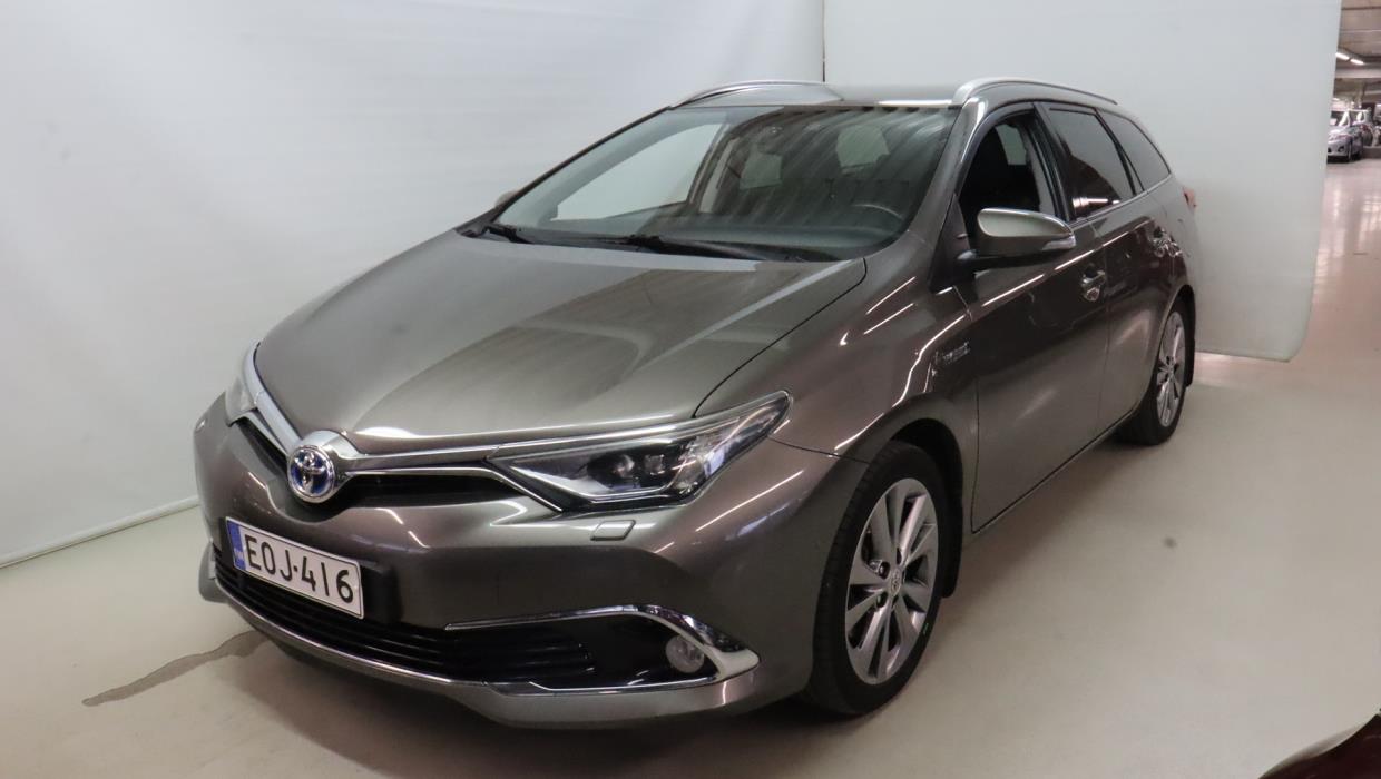 TOYOTA Auris 2016