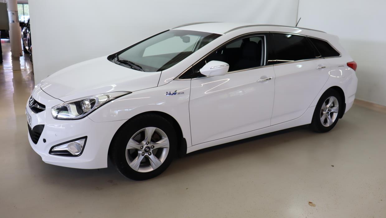 HYUNDAI i40 Wagon 2015