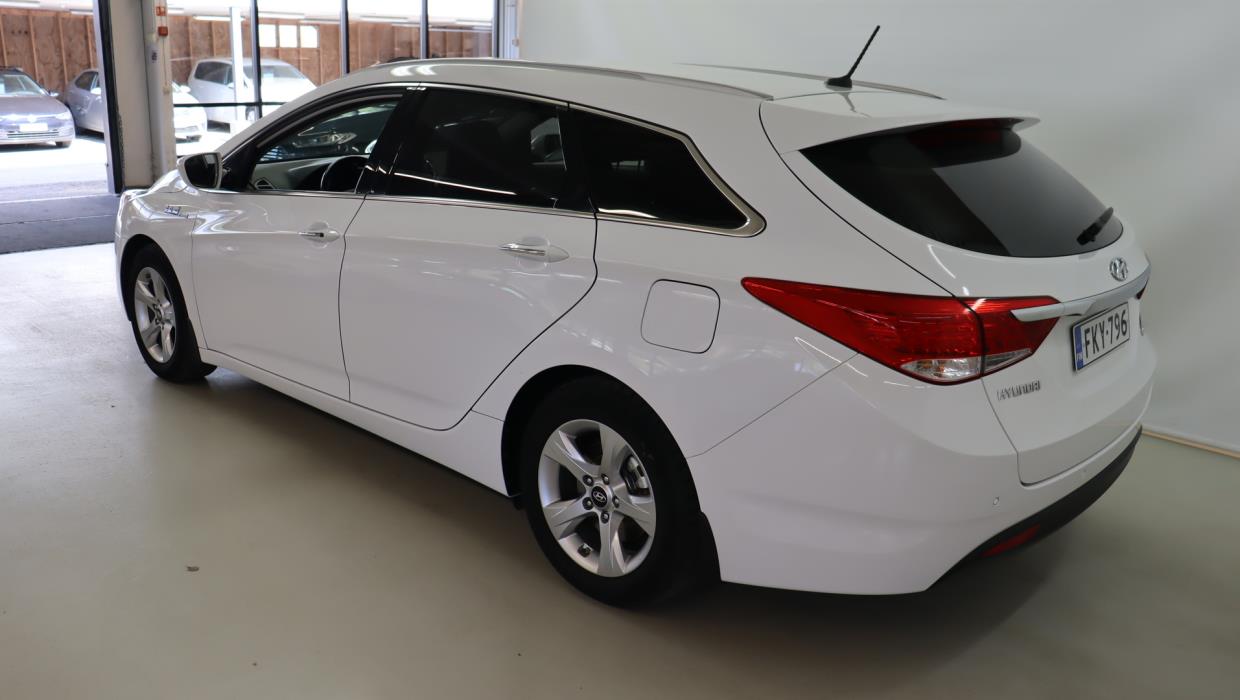 HYUNDAI i40 Wagon 2015