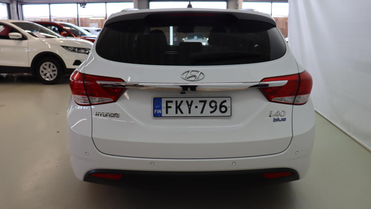 HYUNDAI i40 Wagon 2015
