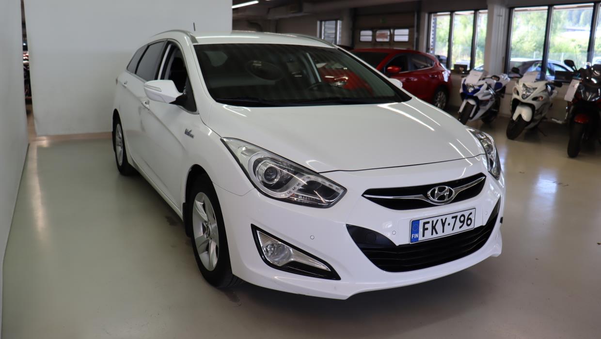 HYUNDAI i40 Wagon 2015