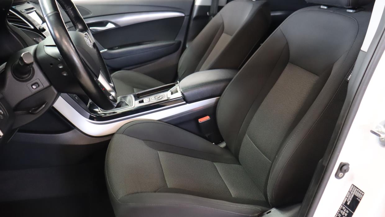 HYUNDAI i40 Wagon 2015