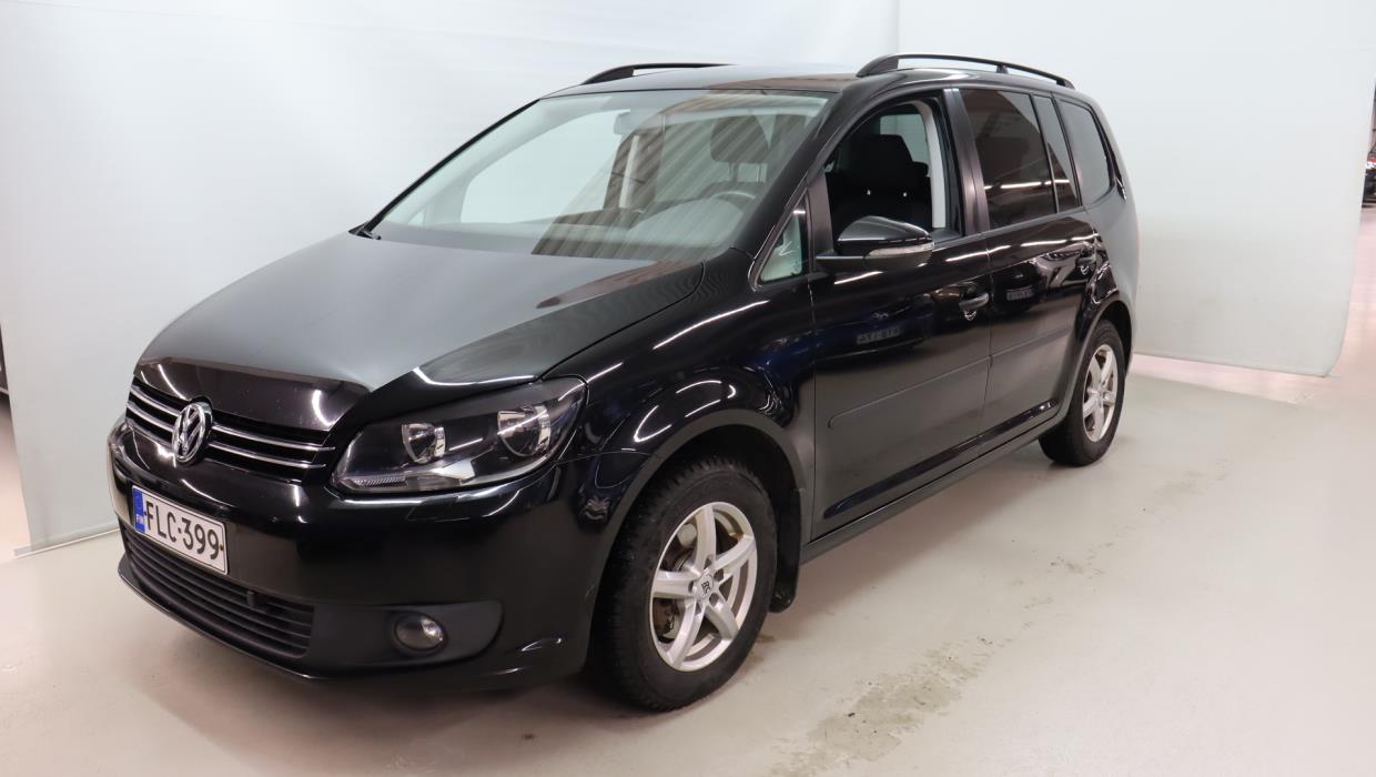 VOLKSWAGEN Touran 2014