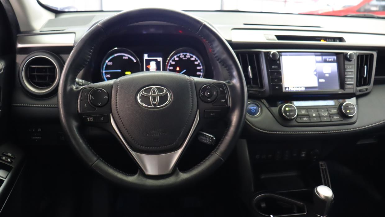 TOYOTA RAV4 2018
