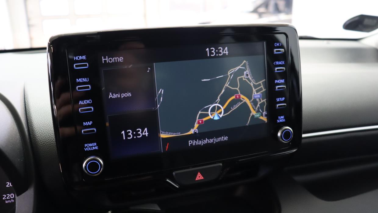 TOYOTA Yaris 2022