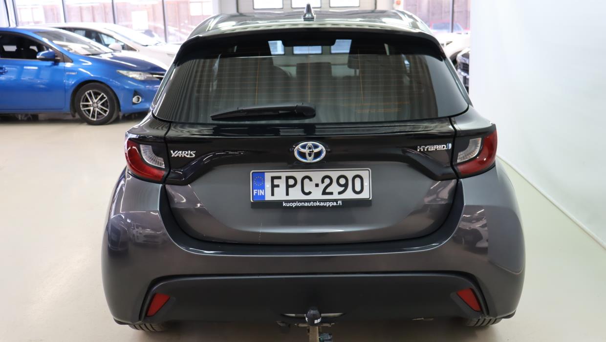 TOYOTA Yaris 2022