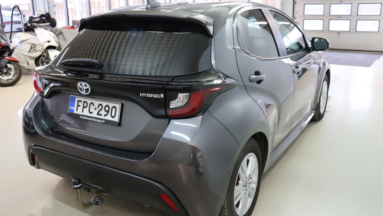 TOYOTA Yaris 2022