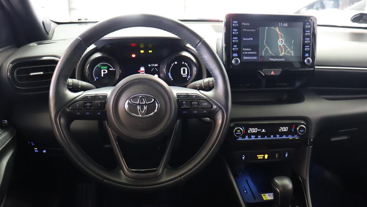 TOYOTA Yaris 2022