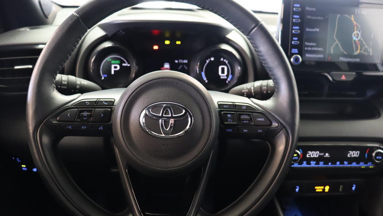TOYOTA Yaris 2022