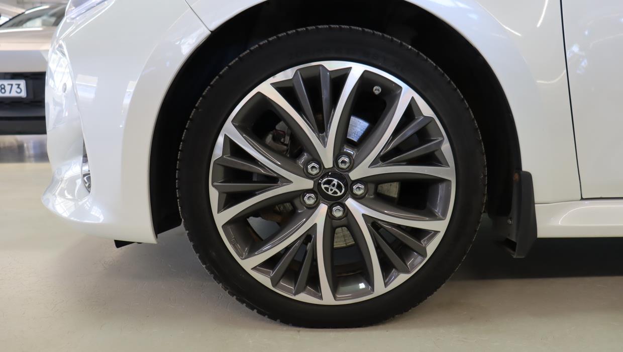 TOYOTA Yaris 2022