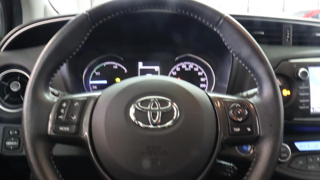 TOYOTA Yaris 2020