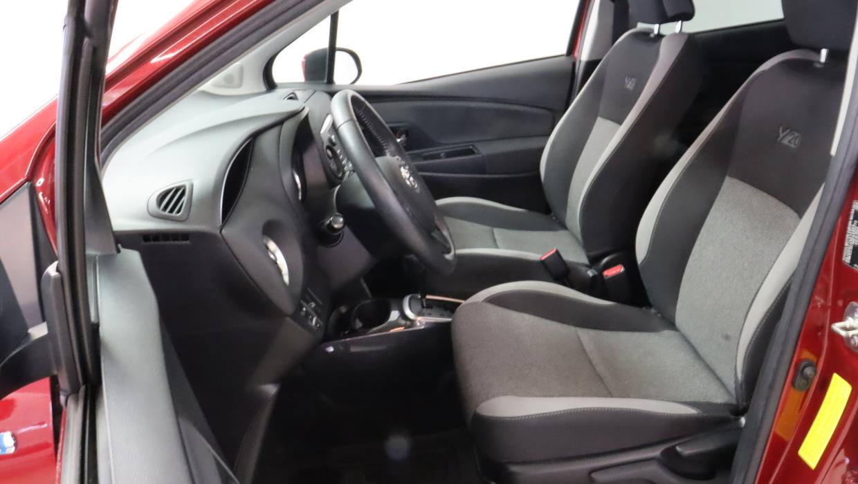 TOYOTA Yaris 2020