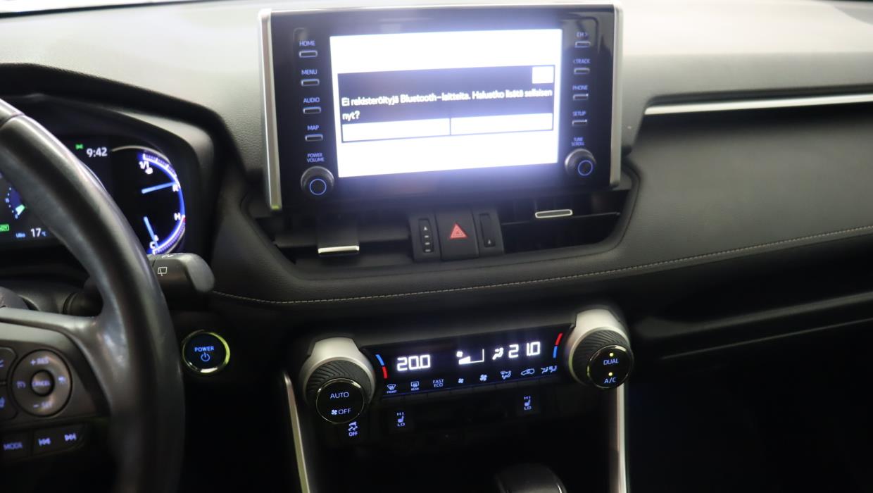TOYOTA RAV4 2021