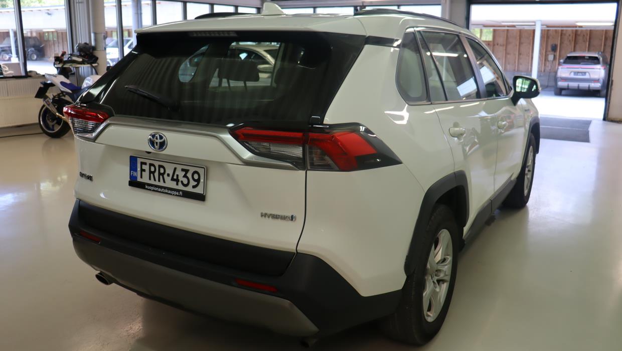 TOYOTA RAV4 2021