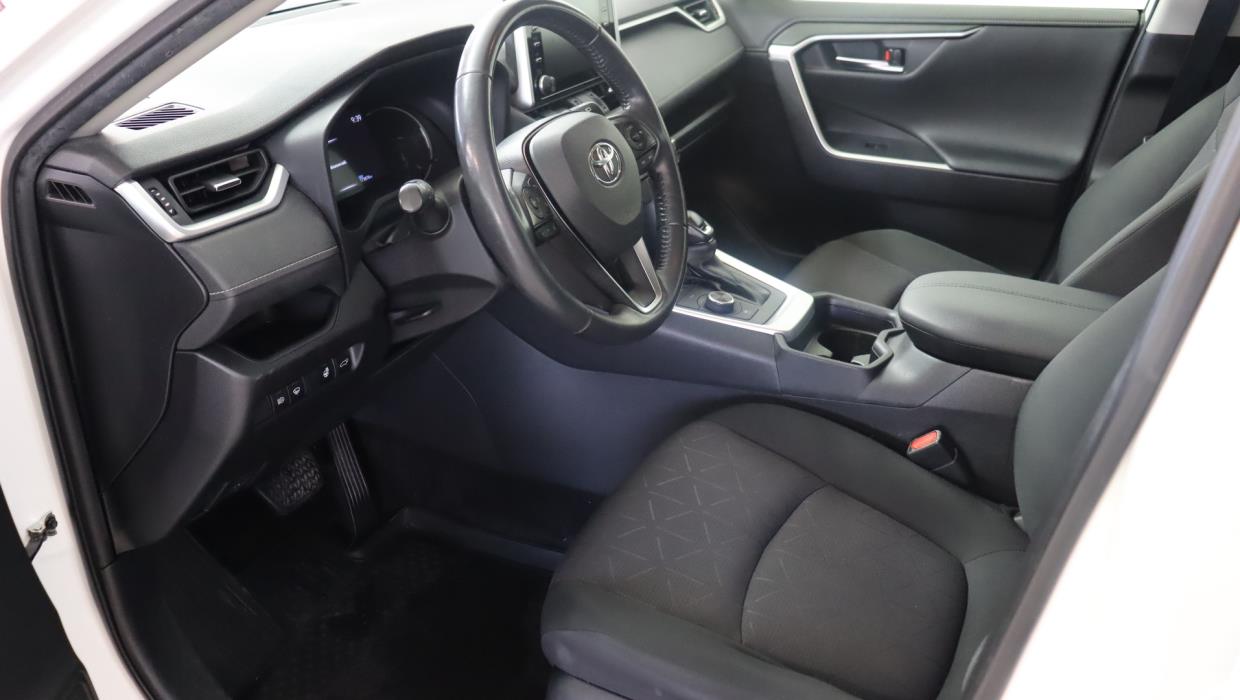 TOYOTA RAV4 2021