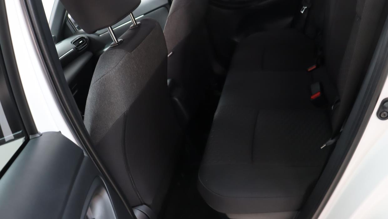 TOYOTA Yaris Cross 2025